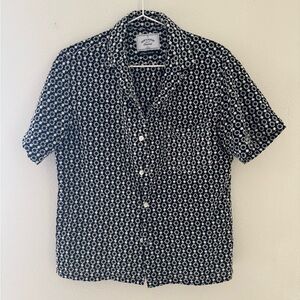 Portuguese Flannel Short-Sleeve Black Floral Button-Up Shirt size Medium